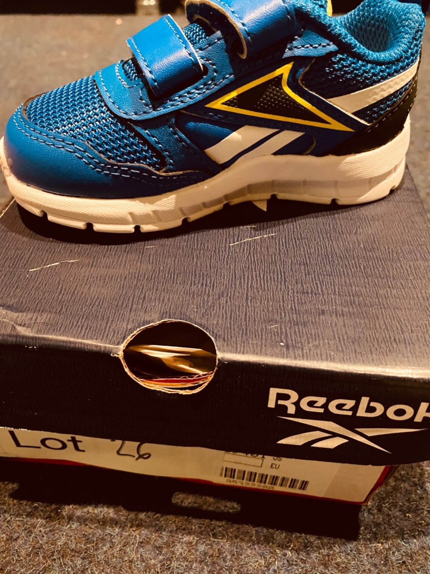 NEW AND BIXED REEBOK BLUE/WHITE/YELLOW I-4.5 (26/7) - Image 2 of 2