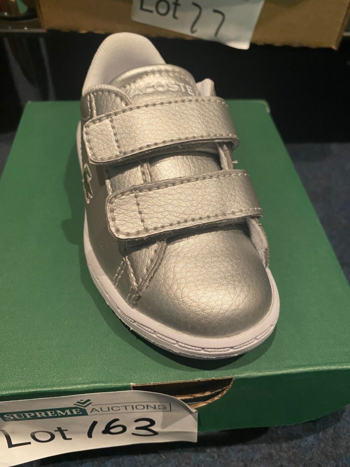 NEW & BOXED LACOSTE SILVER TRAINER SIZE INFANT 5 (163/21) - Image 2 of 2