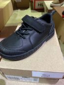 NEW & BOXED CLARKS BLACK LEATHER TRAINER SIZE INFANT 9 (27/21)