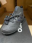 NEW & BOXED ADIDAS BLACK FOOTBALL BOOT SIZE INFANT 12