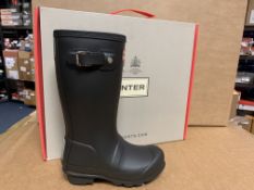 (NO VAT) BRAND NEW CHILDRENS HUNTER MATT BLACK WELLINGTON BOOTS SIZE i10