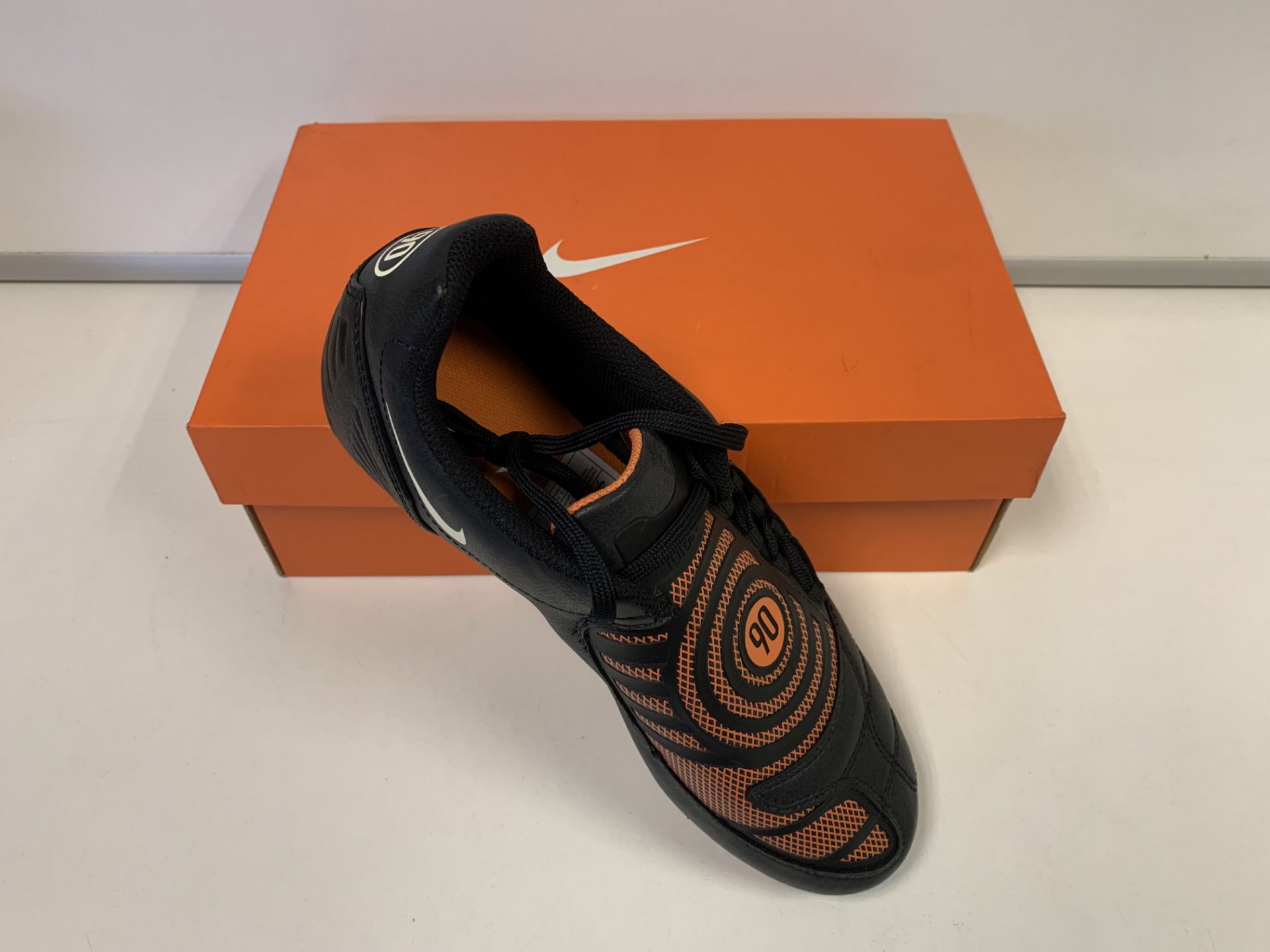 (NO VAT) 3 X BRAND NEW RETAIL BOXED NIKE JR TOTAL 90 SHOOT 2 EXTRA SG FOOTBALL BOOTS SIZE 5