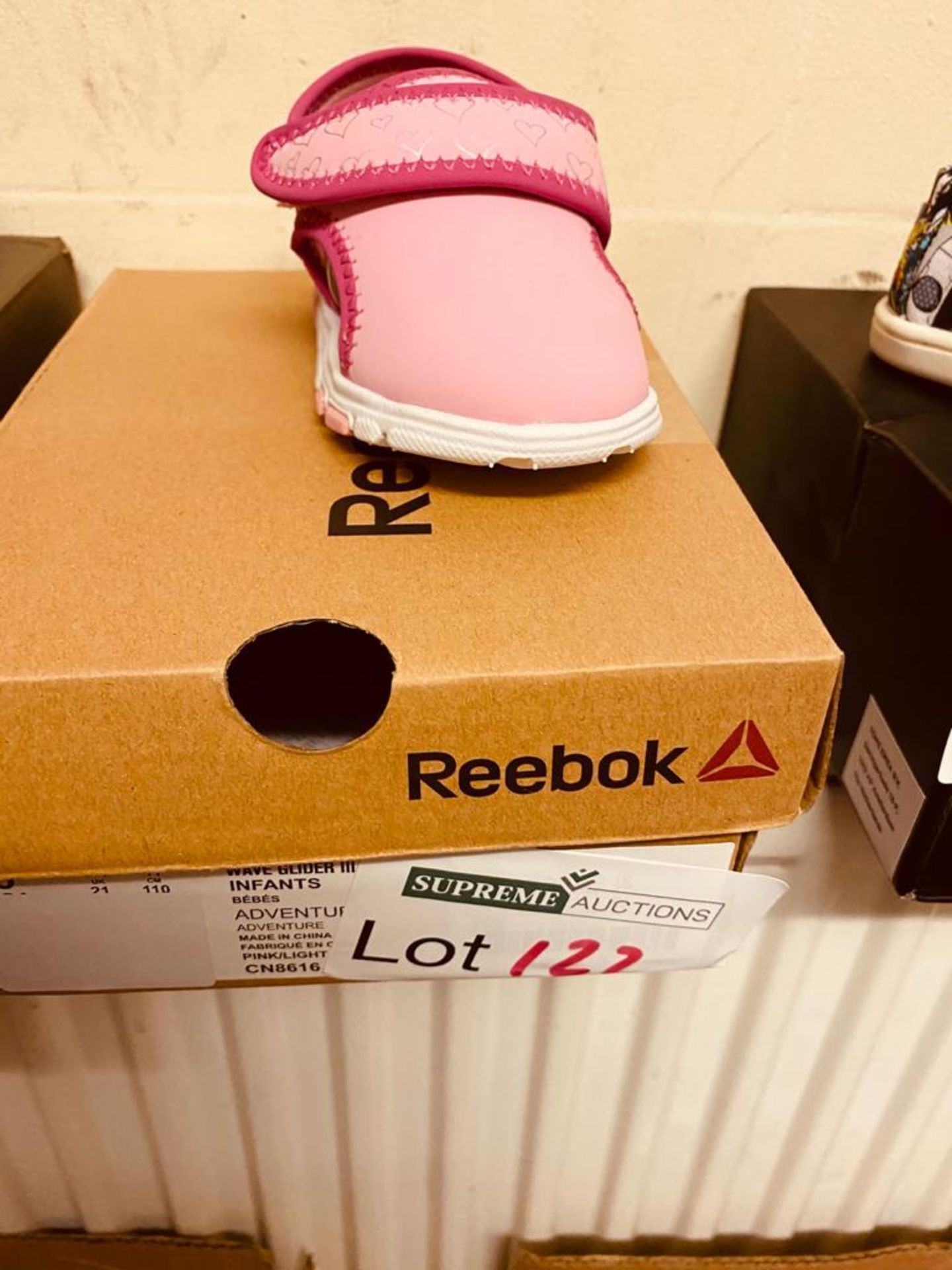 NEW & BOXED REEBOK WAVE GLIDER INFANT 5 (122/7)