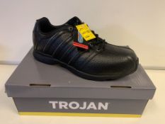 8 X BRAND NEW BOXED TROJAN SAFETY TRAINERS BLACK SIZE 11