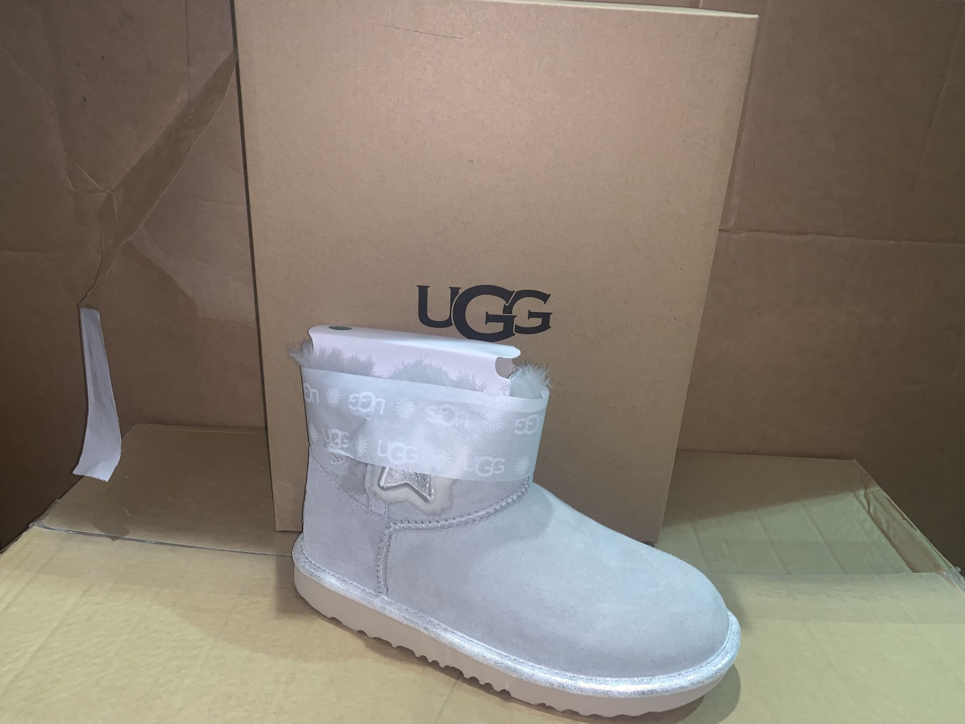(NO VAT) 2 x NEW BOXED PAIRS OF UGG MINI BAILEY BUTTON BOOTS. SIZE UK 3