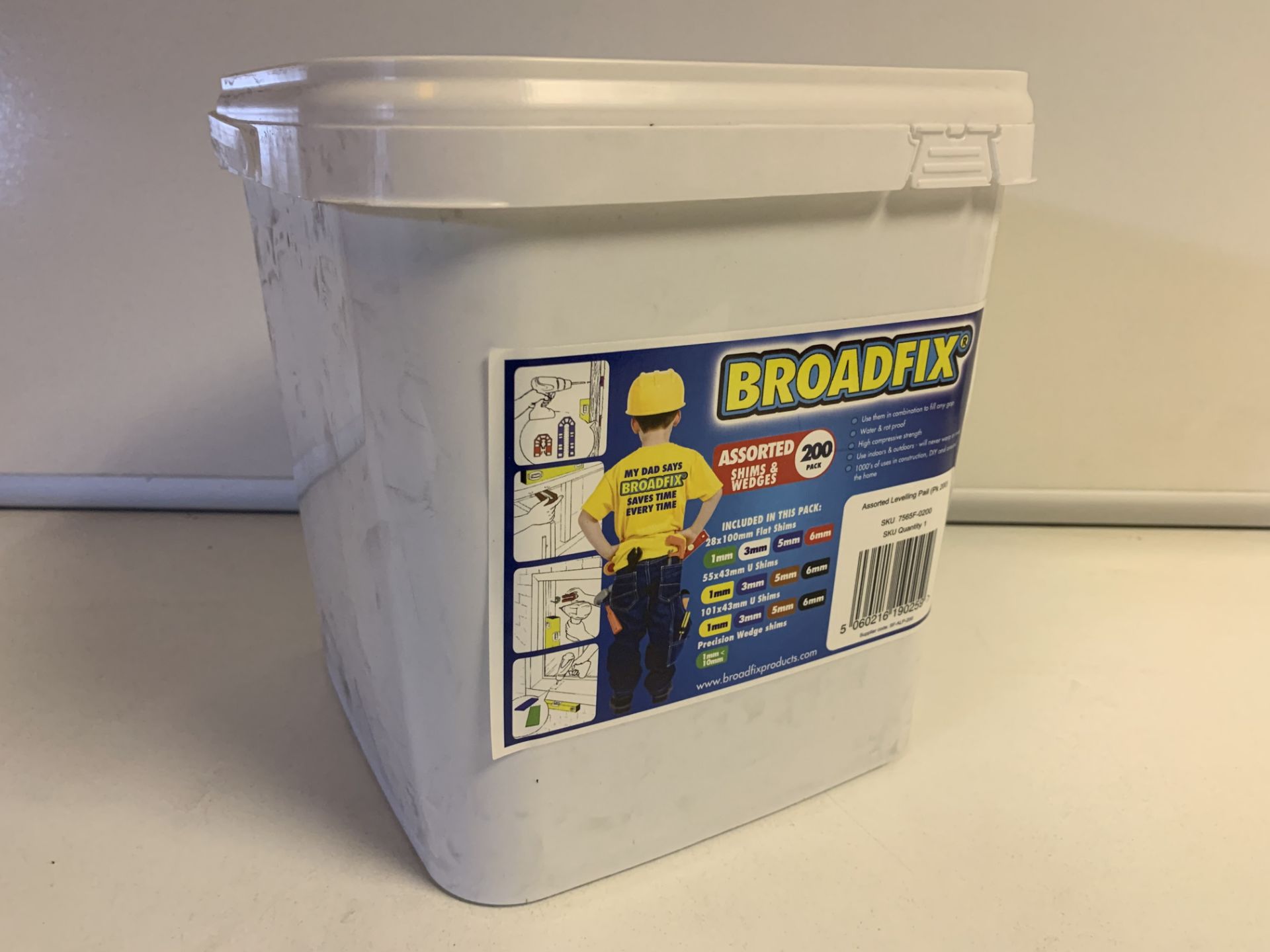 20 X BRAND NEW BROADFIX 200 PACK ASSORTED SHIMS AND WEDGES TUBS