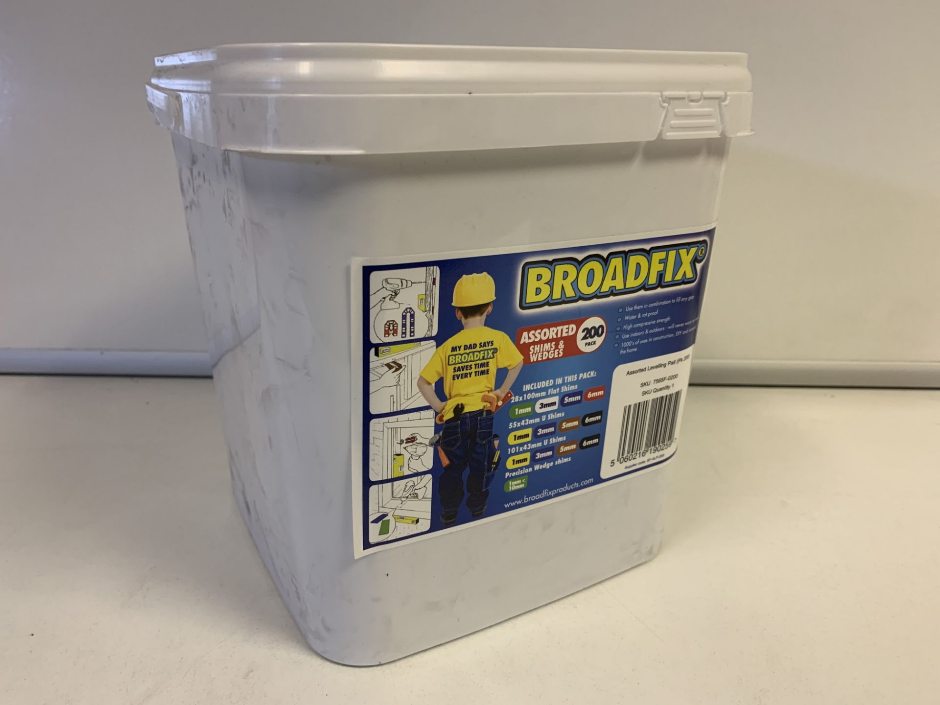 20 X BRAND NEW BROADFIX 200 PACK ASSORTED SHIMS AND WEDGES TUBS