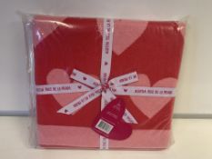 8 X BRAND NEW AGATHA RUIZ DE LA PRADA CORAZON FUCSIA ROSA THROW 130 X 170CM RRP £60 EACH