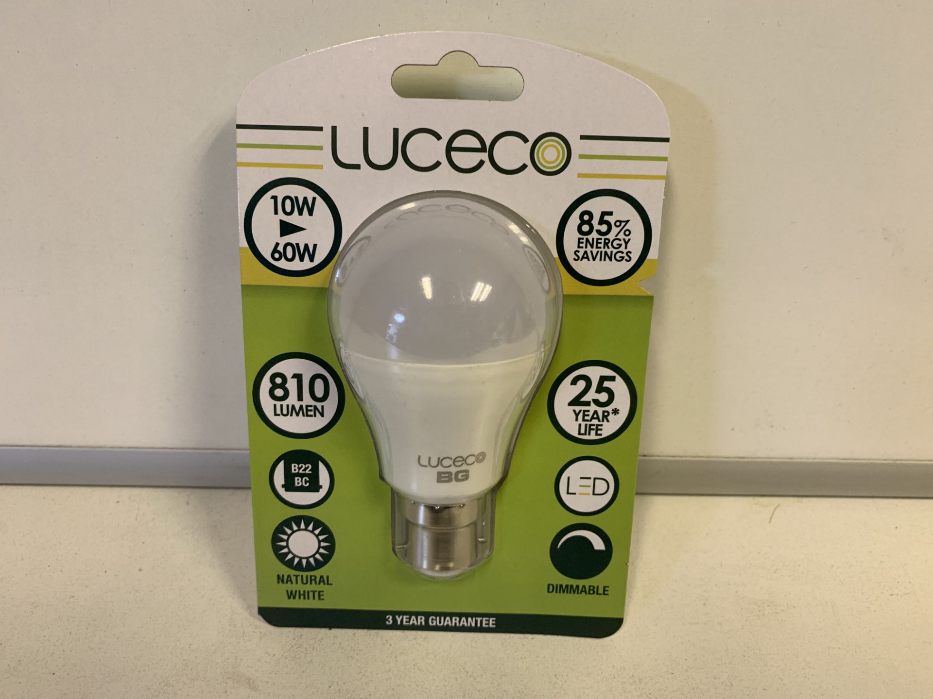 50 X BRAND NEW LUCECO 10W (60W) LED LIGHT BULBS B22 BC NATURAL LIGHT