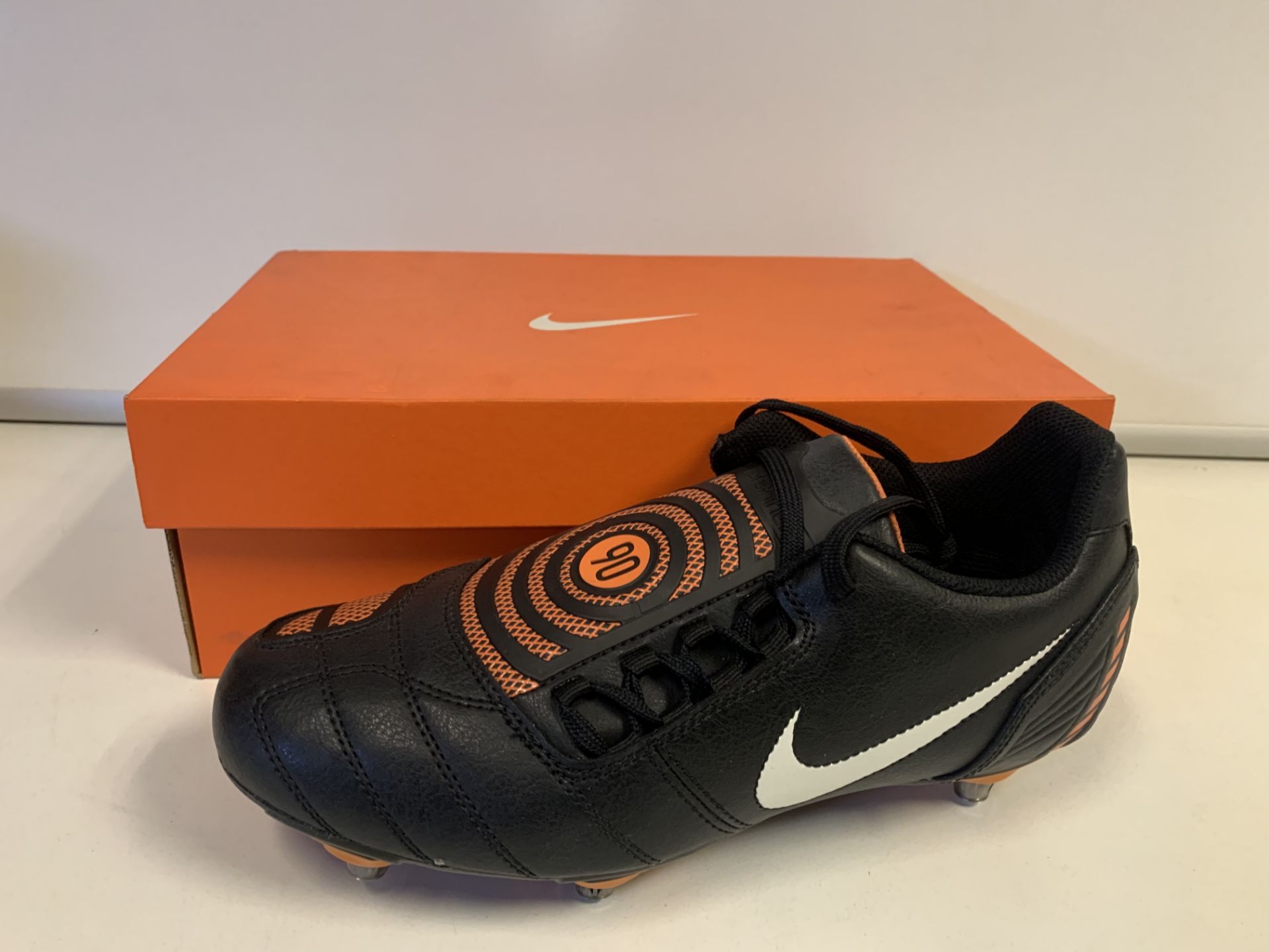 (NO VAT) 3 X BRAND NEW RETAIL BOXED NIKE JR TOTAL 90 SHOOT 2 EXTRA SG FOOTBALL BOOTS SIZE 4