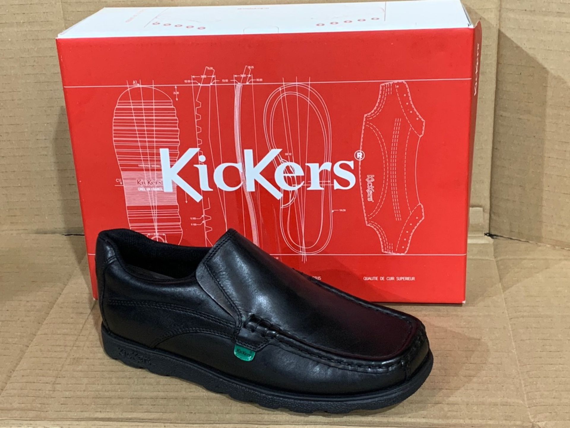 (NO VAT) 2 x NEW BOXED PAIRS OF KICKERS FRGMA 15 SLIP LEATHER BOOTS. SIZE JUNIOR UK 5