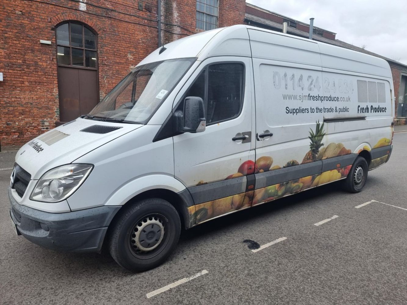 TRADE SALE TO INCLUDE MERCEDES SPRINTER VAN,LIQUIDATION STOCK DESIGNER SHOES & CLOTHING, DIY PRODUCTS, TOOLS, ELECTRICALS, LUXURY CROCKERY, TOYS