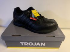 8 X BRAND NEW BOXED TROJAN SAFETY TRAINERS BLACK SIZE 8