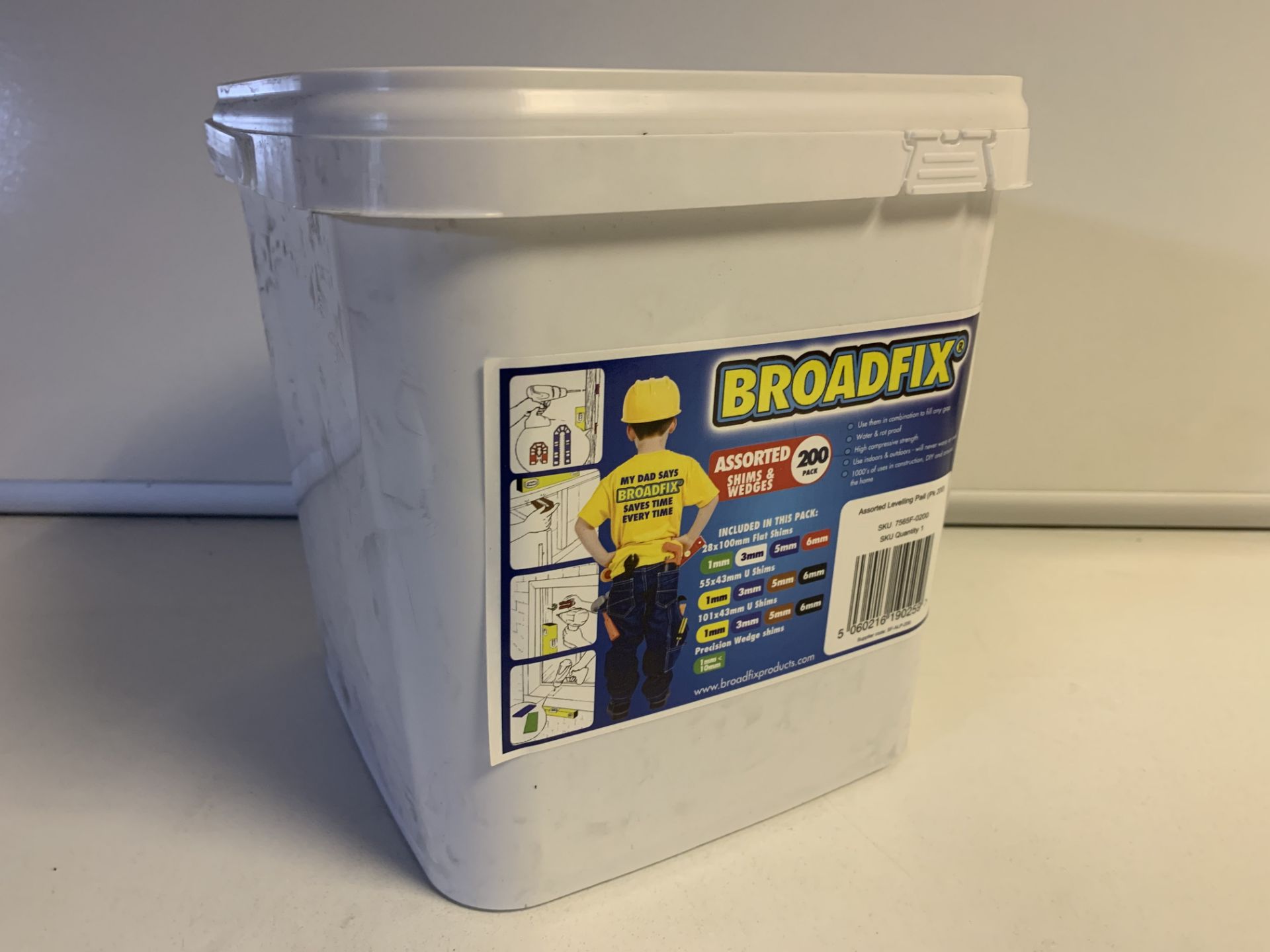 20 X BRAND NEW BROADFIX 200 PACK ASSORTED SHIMS AND WEDGES TUBS