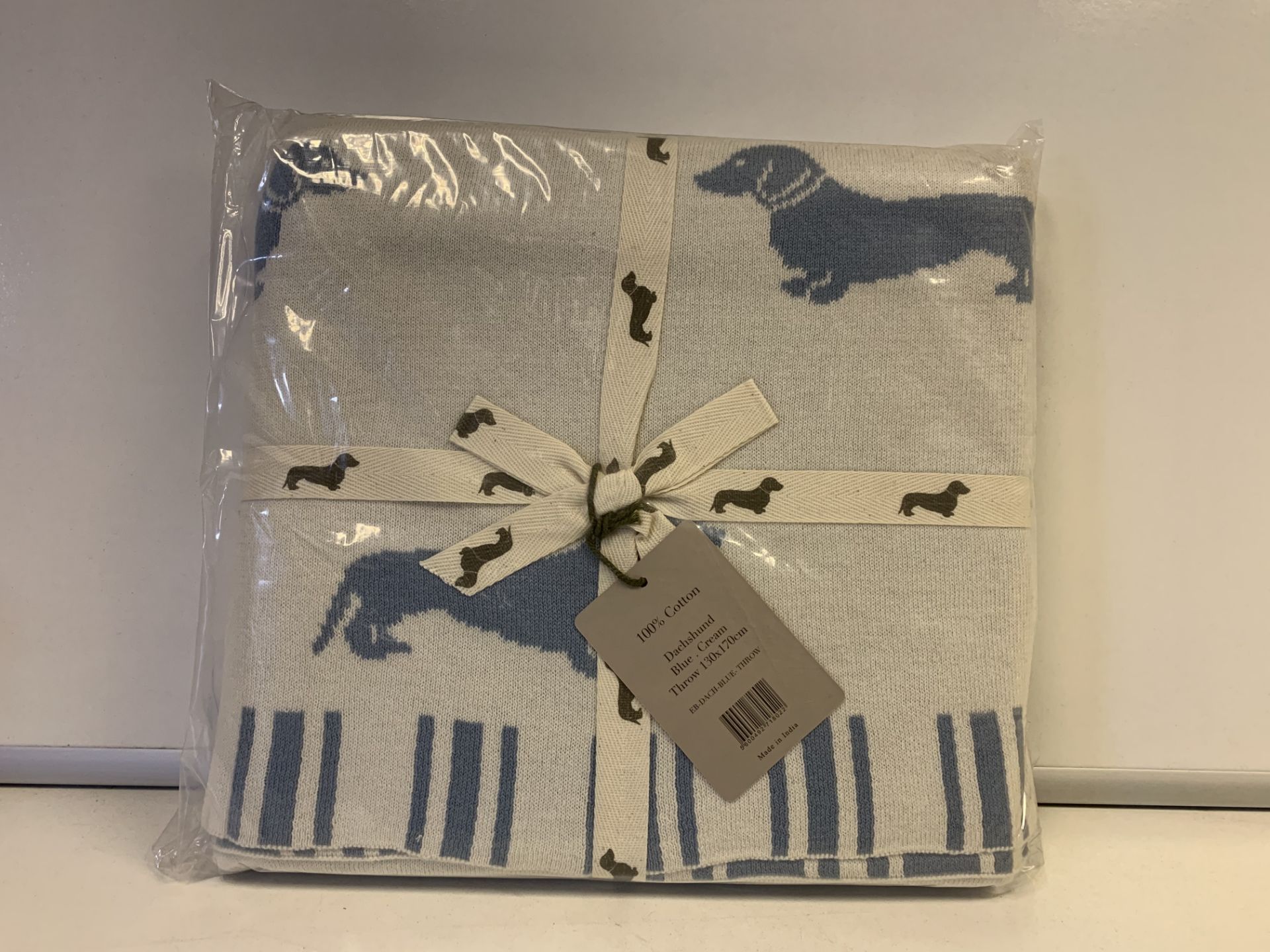 6 X BRAND NEW EMILY BOND DACHSHUND BLUE THROWS SIZE 130 X 170CM RRP £65 EACH