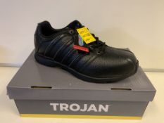 8 X BRAND NEW BOXED TROJAN SAFETY TRAINERS BLACK SIZE 12