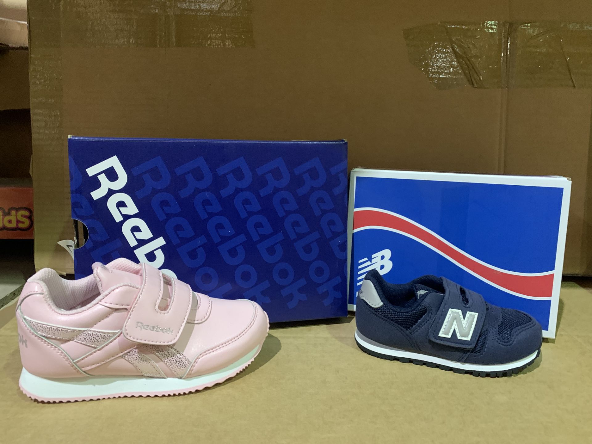 (NO VAT) 2 X BRAND NEW REEBOK ROYAL PINK TRAINERS SIZE i9 AND 2 X BRAND NEW NEW BALANCE NAVY