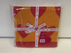 8 X BRAND NEW AGATHA RUIZ DE LA PRADA CORAZON FUCSIA NARANJA THROW 130 X 170CM RRP £60 EACH (535/