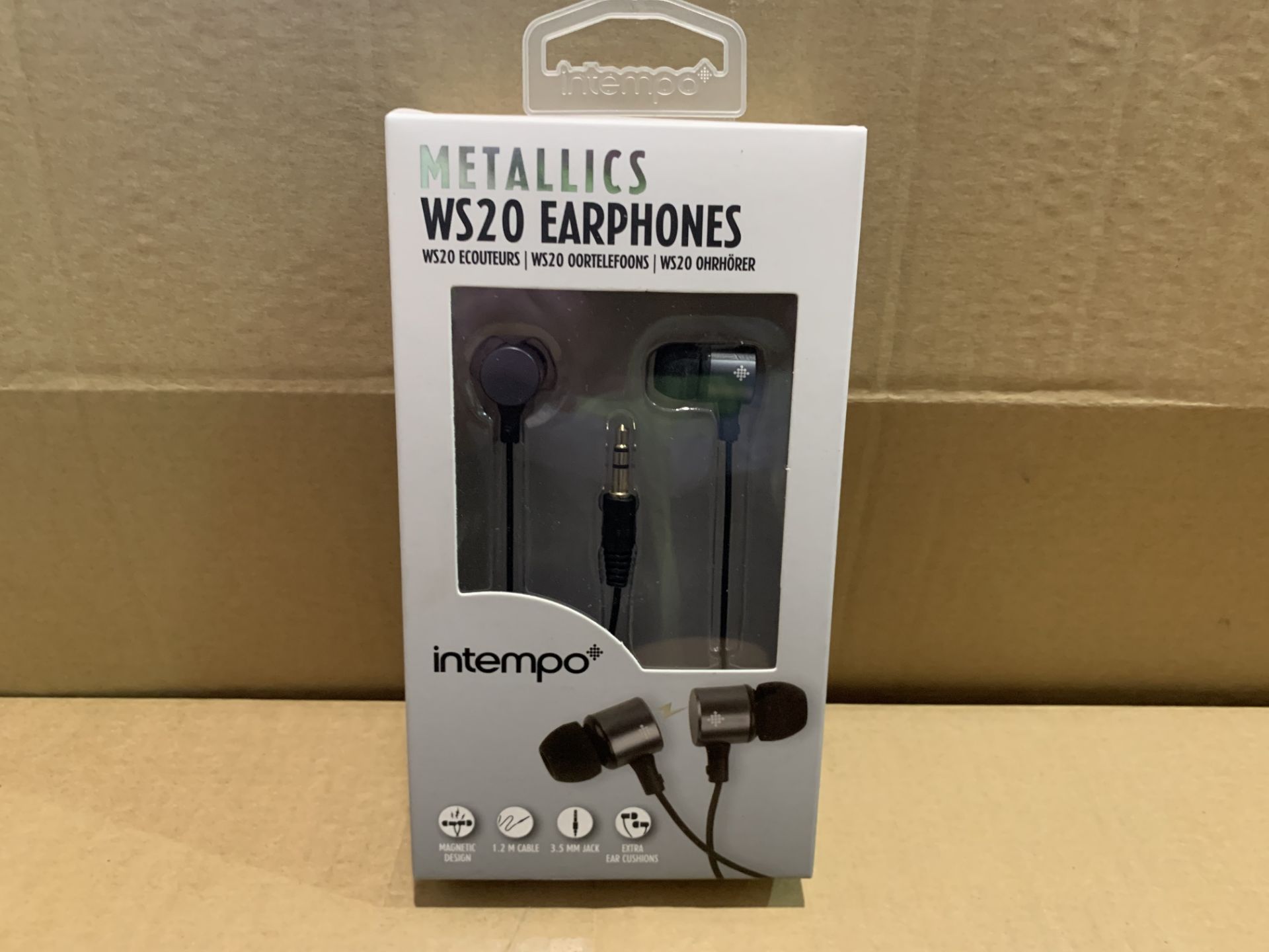 12 x BRAND NEW INTEMPO METALLICS WS20 EARPHONES