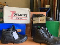 8 x PAIRS OF VARIOUS WORK BOOTS TO INCLUDE PDF TERRAIN LIUGHTWEIGHT, TOE SAVERS STEEL TOE ETC. IN