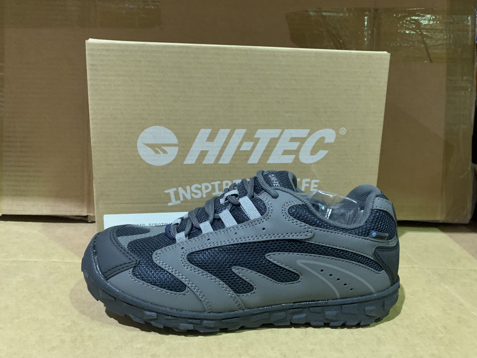 (NO VAT) 3 X BRAND NEW HI TECH NAVY TRAINERS SIZE J4