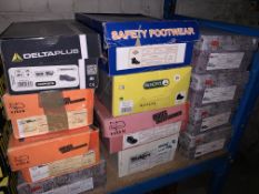 12 x PAIRS OF VARIOUS WORKBOOTS TO INCLUDE VIXEN, DELTA PLUS, PANOPLY ETC IN VARIOUS SIZES. COMBINED