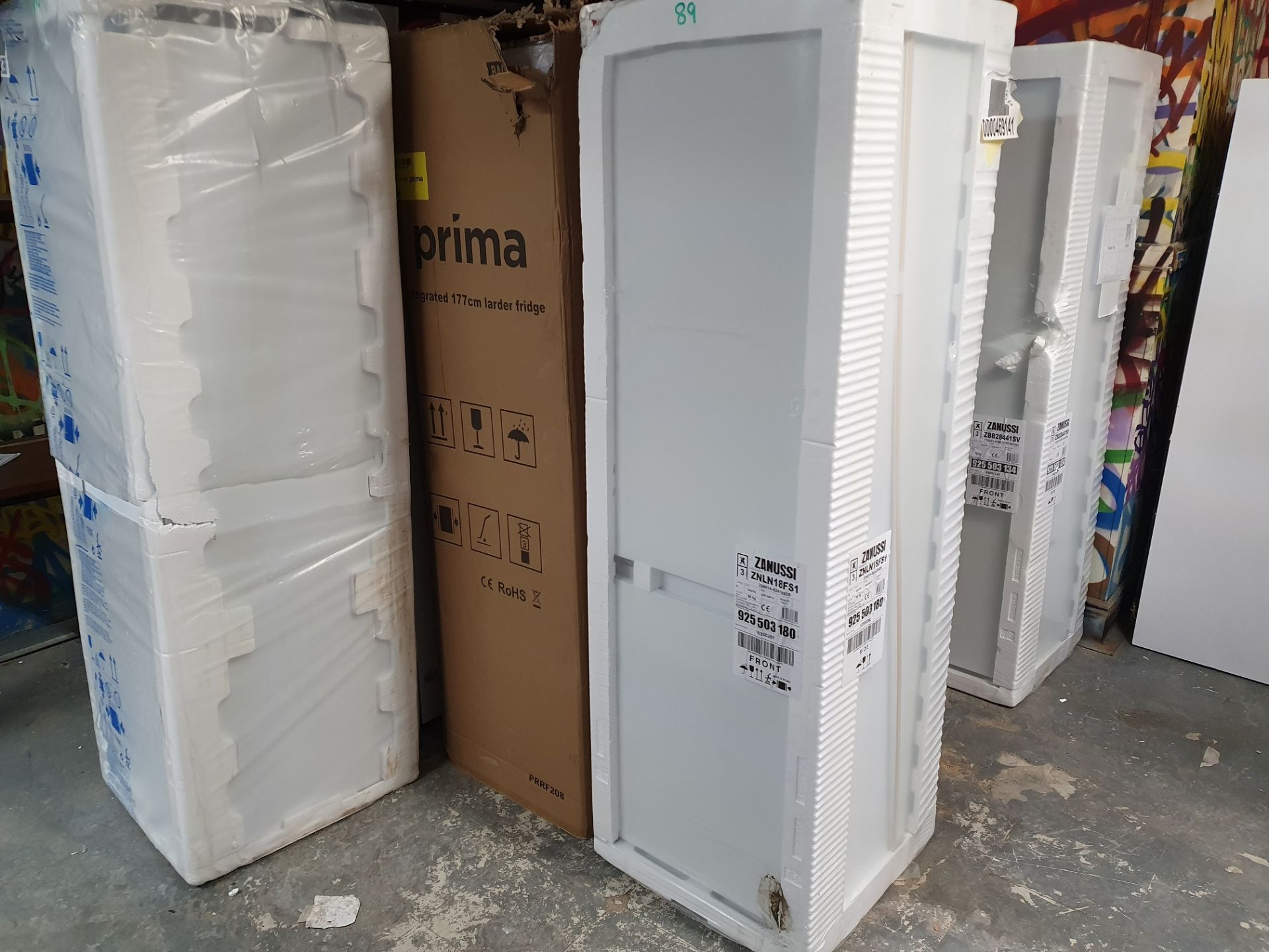 NEW/GRADED AND UNPACKAGED Prima Plus PRRF700 Built In Frost Free Fridge Freezer (Brand new slight - Image 6 of 14