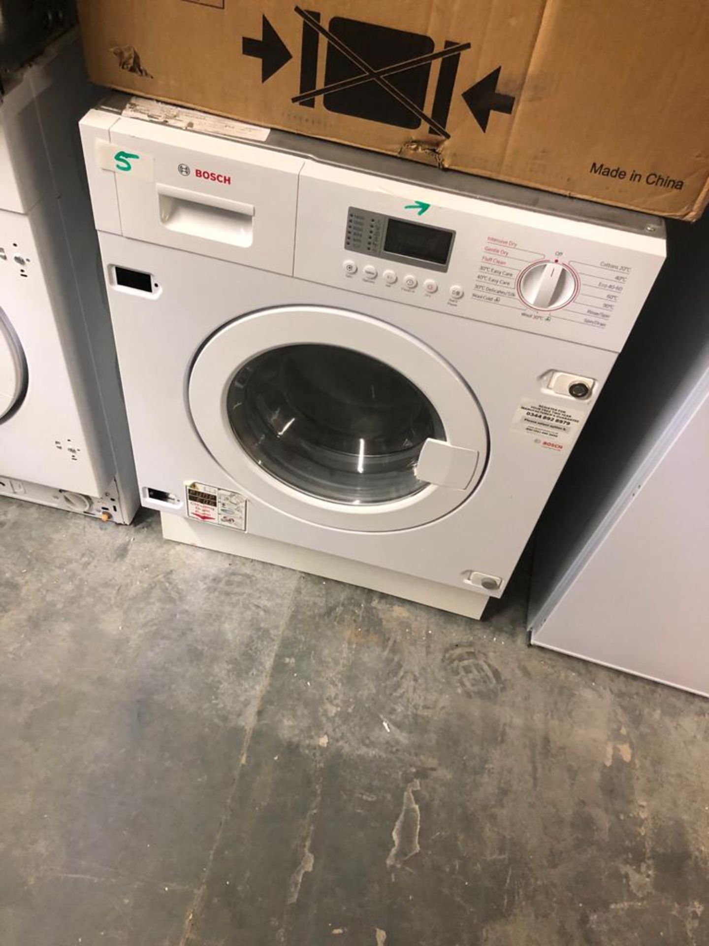 NEW/GRADED AND UNPACKAGED Bosch Serie 4 WKD28352GB Integrated Washer Dryer, 7kg/4kg (Slight damage