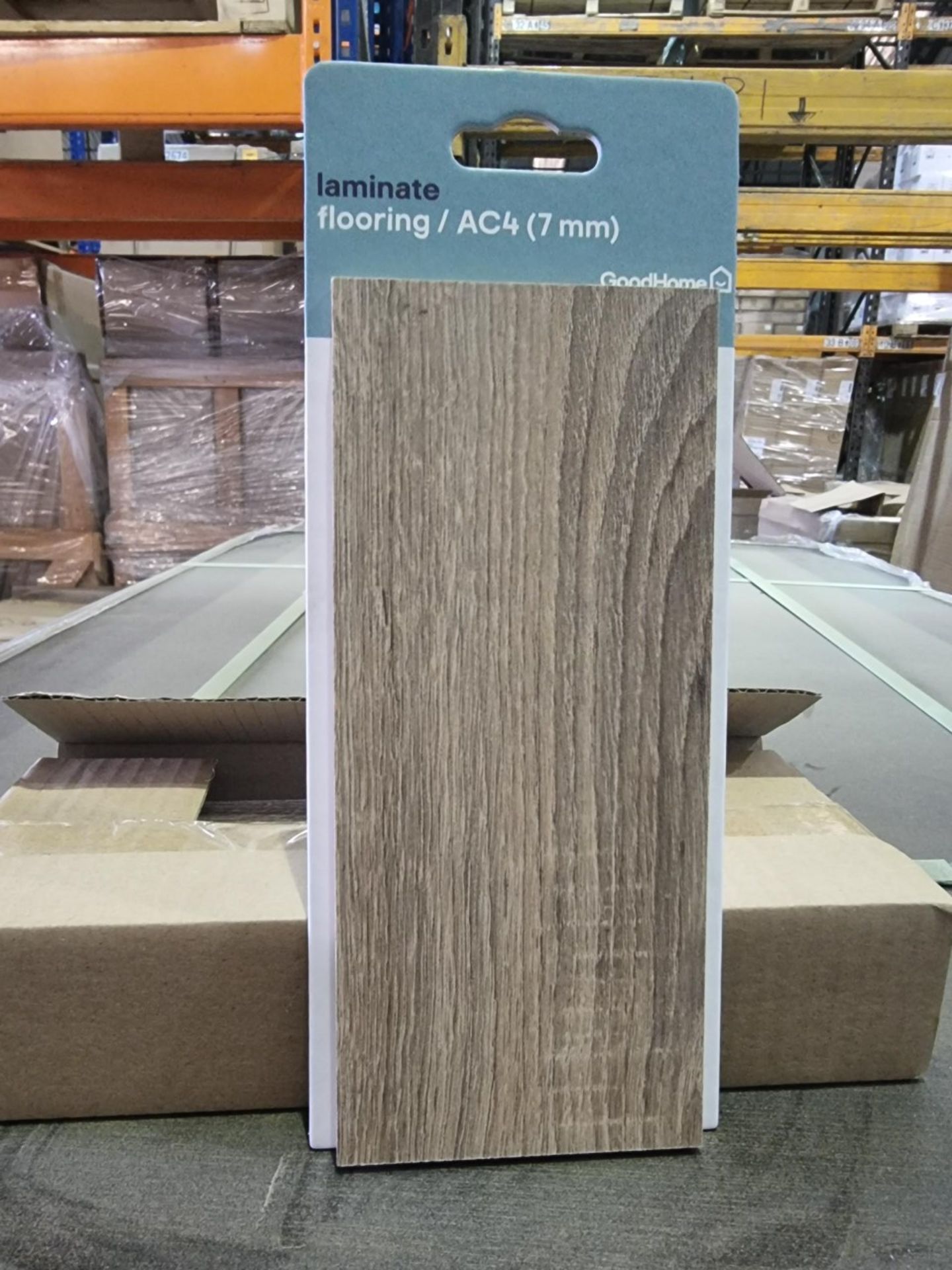 (B173) PALLET TO CONTAIN 210 BOXES OF 5 x GOODHOME LAMINATE FLOORING 7MM ALBURY LAMINATE FLOORING