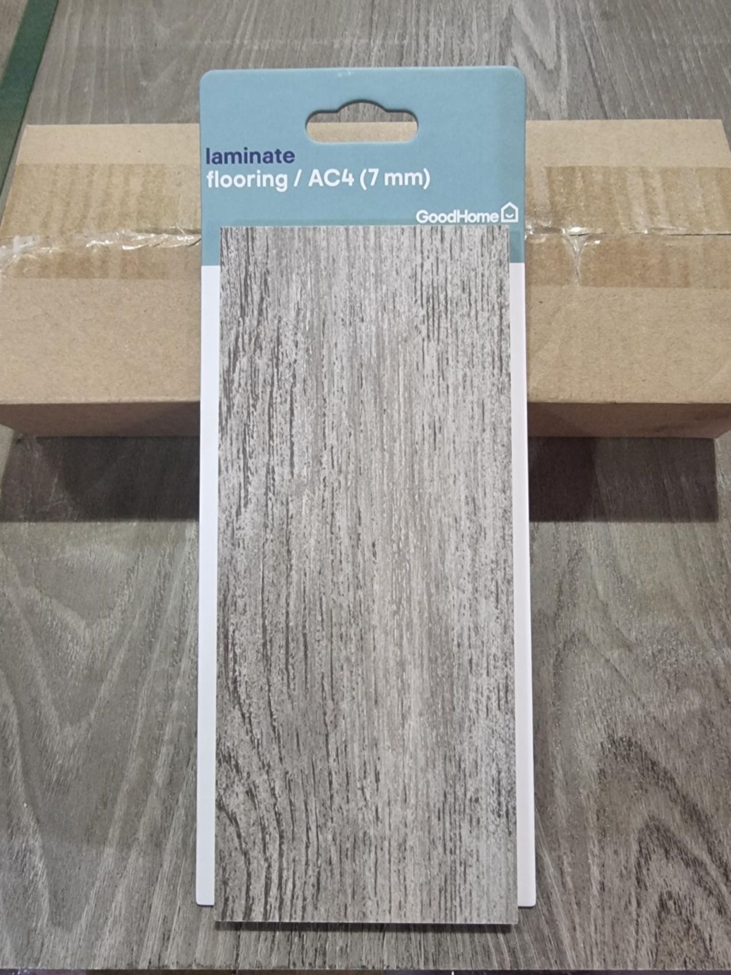 (B171) PALLET TO CONTAIN 210 BOXES OF 5 x GOODHOME LAMINATE FLOORING 7MM BUNDABERG LAMINATE FLOORING