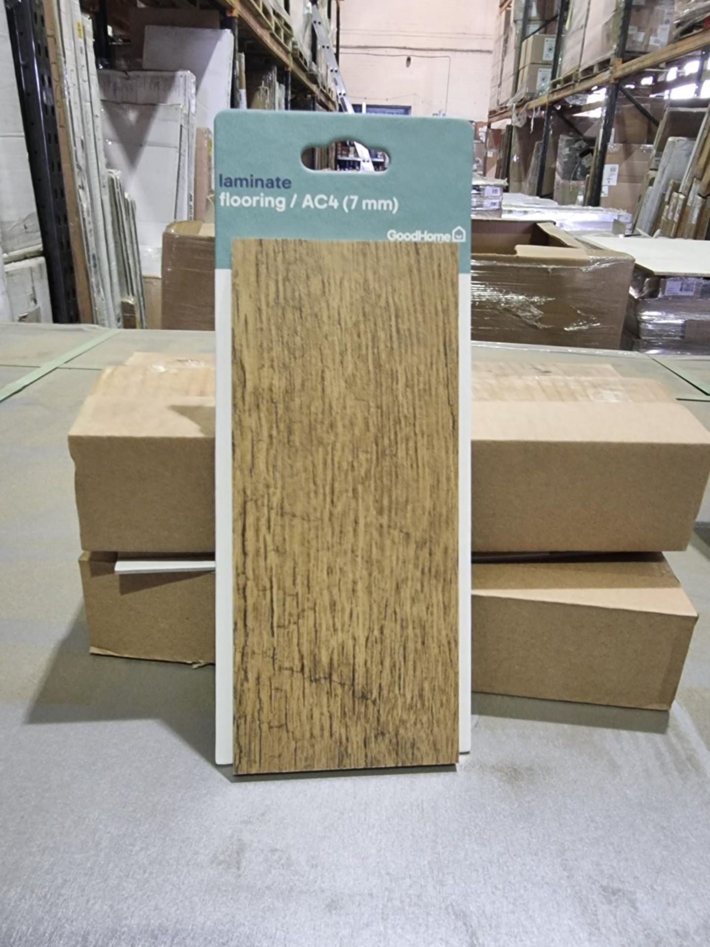 (B181) PALLET TO CONTAIN 200 BOXES OF 5 x GOODHOME LAMINATE FLOORING 7MM BANBURY LAMINATE FLOORING