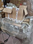 (B113) PALLET OF VARIOUS PLUMBING PRODUCTS TO INCLUDE FLOPLAST, BLACK ANGLE PIPE ETC