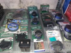 MIXED LOT INCLUDING HUMMING TAPE, TRIMMER BLADES, BATTERIES ETC (223/6)