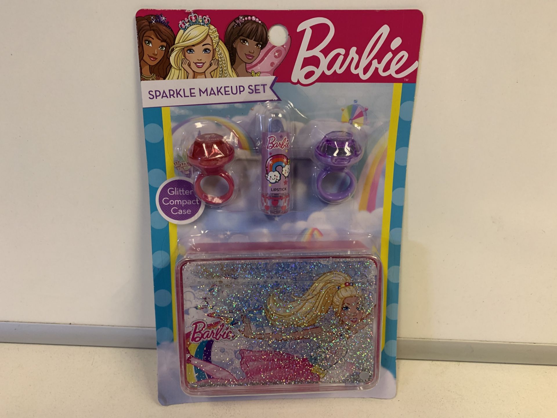 60 X BRAND NEW BARBIE DREAMTOPIA SPARKLE MAKEUP SETS IN 5 BOXES (1048/6)