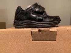 NEW & BOXED KICKERS SHOES SIZE INFANT 6 (211 UPSTAIRS)