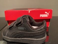 NEW & BOXED PUMA TRAINERS SIZE INFANT 3 (268 UPSTAIRS)