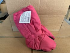 40 X BRAND NEW PAIRS OF PINK BABY BOOTS