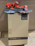 2 X NEW & BOXED JACK WOLFSKIN SIZE 4