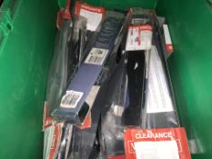 31 X BRAND NEW PACKS OF REPLACEMENT LAWNMOWER BLADES (SOME DAMAGED PACKAGING)