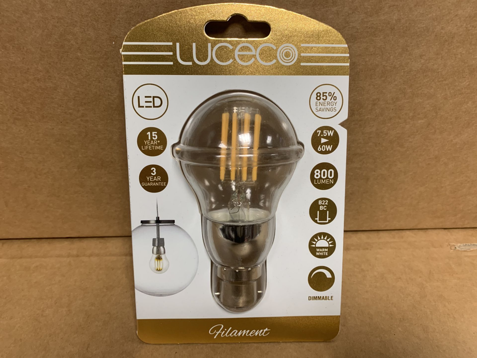 50 x NEW PACKAGED LUCECO LED LIGHT BULBS 7.5W=60W. B22 BC FITTING