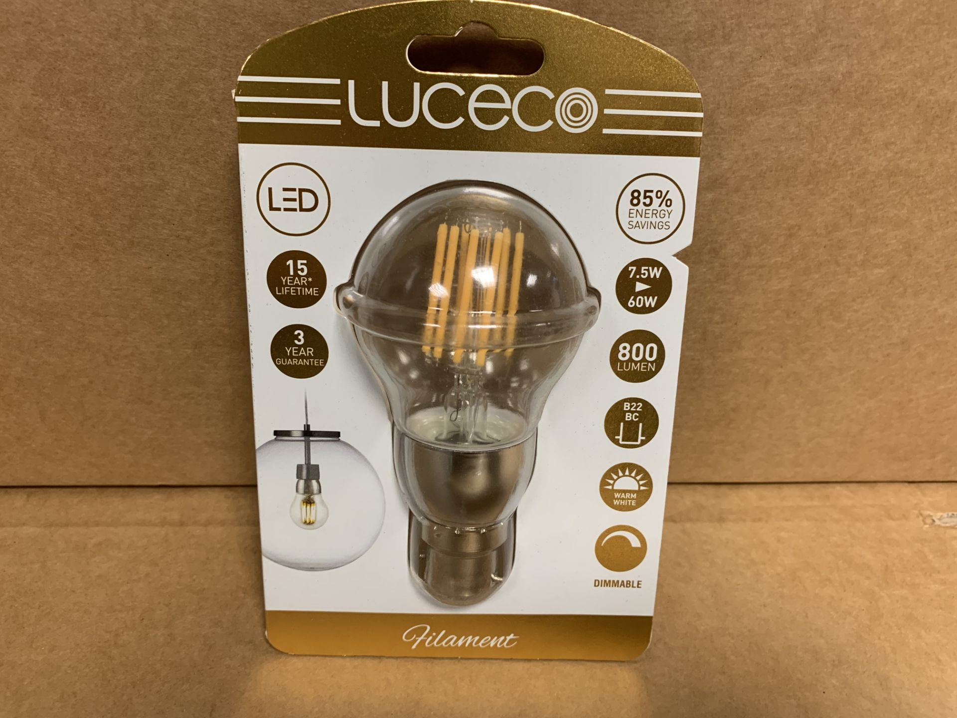 50 x NEW PACKAGED LUCECO LED LIGHT BULBS 7.5W=60W. B22 BC FITTING