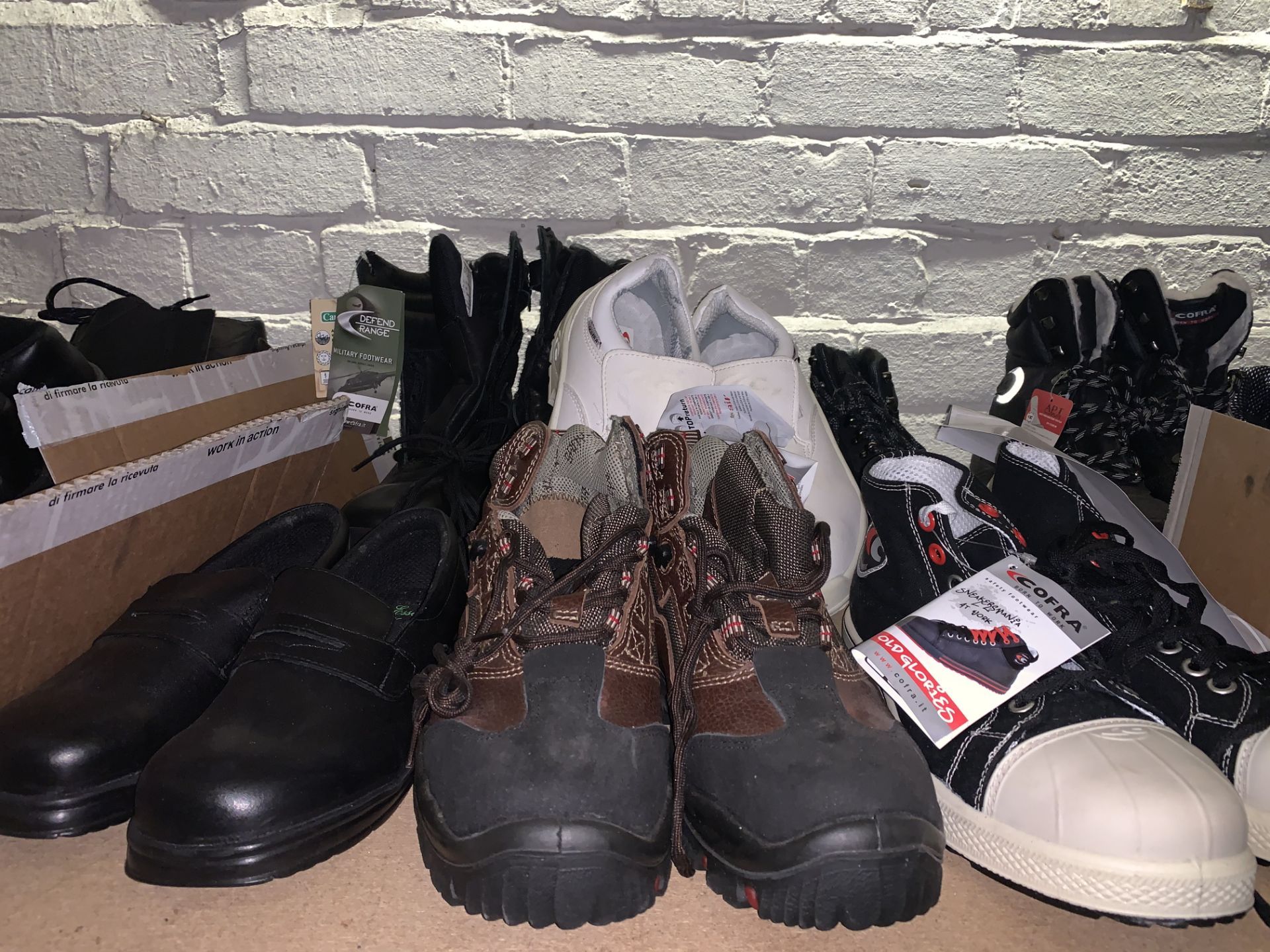 6 x PAIRS OF VARIOUS WORK BOOTS TO INCLUDE COFRA IN VARIOUS SZIES (110/13)