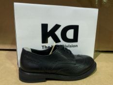 (NO VAT) 4 X BRAND NEW KIDS DIVISION BLACK SHOES SIZE J2 (33/13)