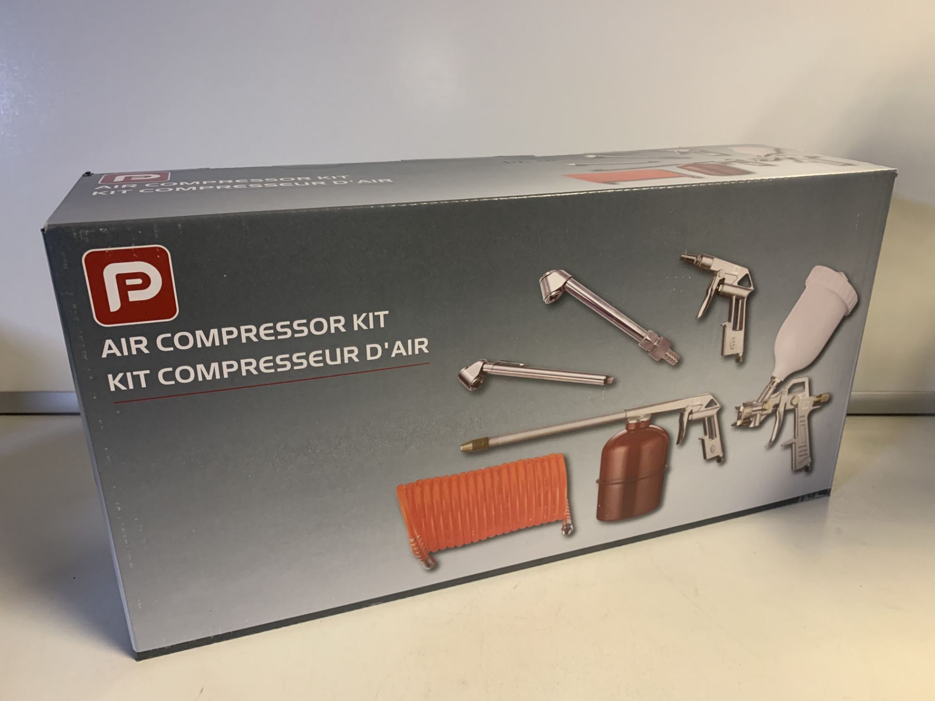 NEW BOXED PP 5 PIECE AIR COMPRESSOR KIT
