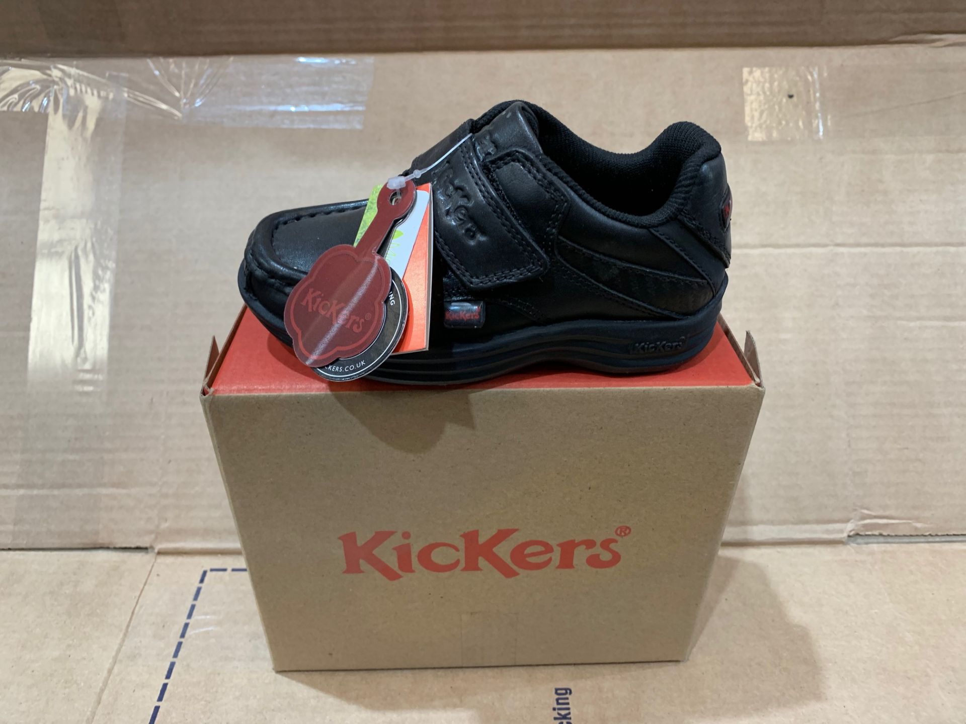 1 X NEW & BOXED KICKERS SHOES NZ555816 SIZE INFANT 8