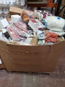 (E107) PALLET TO CONTAIN A VERY LARGE QTY OF ASSORTED ITEMS TO INCLUDE: PLUSH TEDDYS, INK