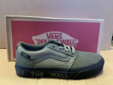 (NO VAT) 5 X BRAND NEW VANS CHAPMAN STRIPE TRAINERS SIZE J1