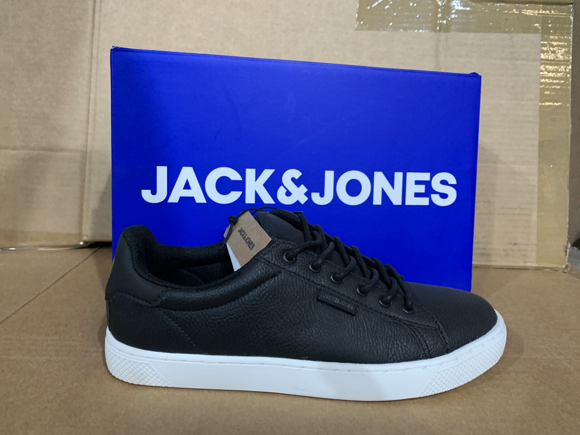 (NO VAT) 4 X BRBRAND NEW JACK JONES BLACK TRAINERS SIZE UK3