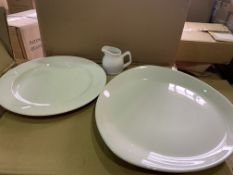 MIXED CROCKERY LOT INCLUDING 2 X PACKS OF 36 WHITE 7CL JUGS, 1 X PACKS OF 24 STEELITE FREESTYLE 30.