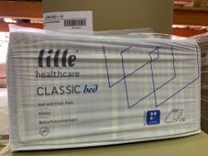 30 X BRAND NEW PACKS OF 30 LILLE HEALTHCARE CLASSIC BED AND CHAIR PADS IN 5 BOXES